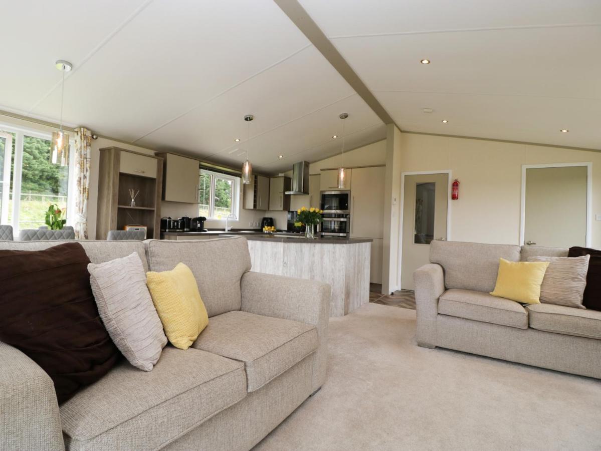 Hill View, Lilac Lodge แวร์แรม ภายนอก รูปภาพ