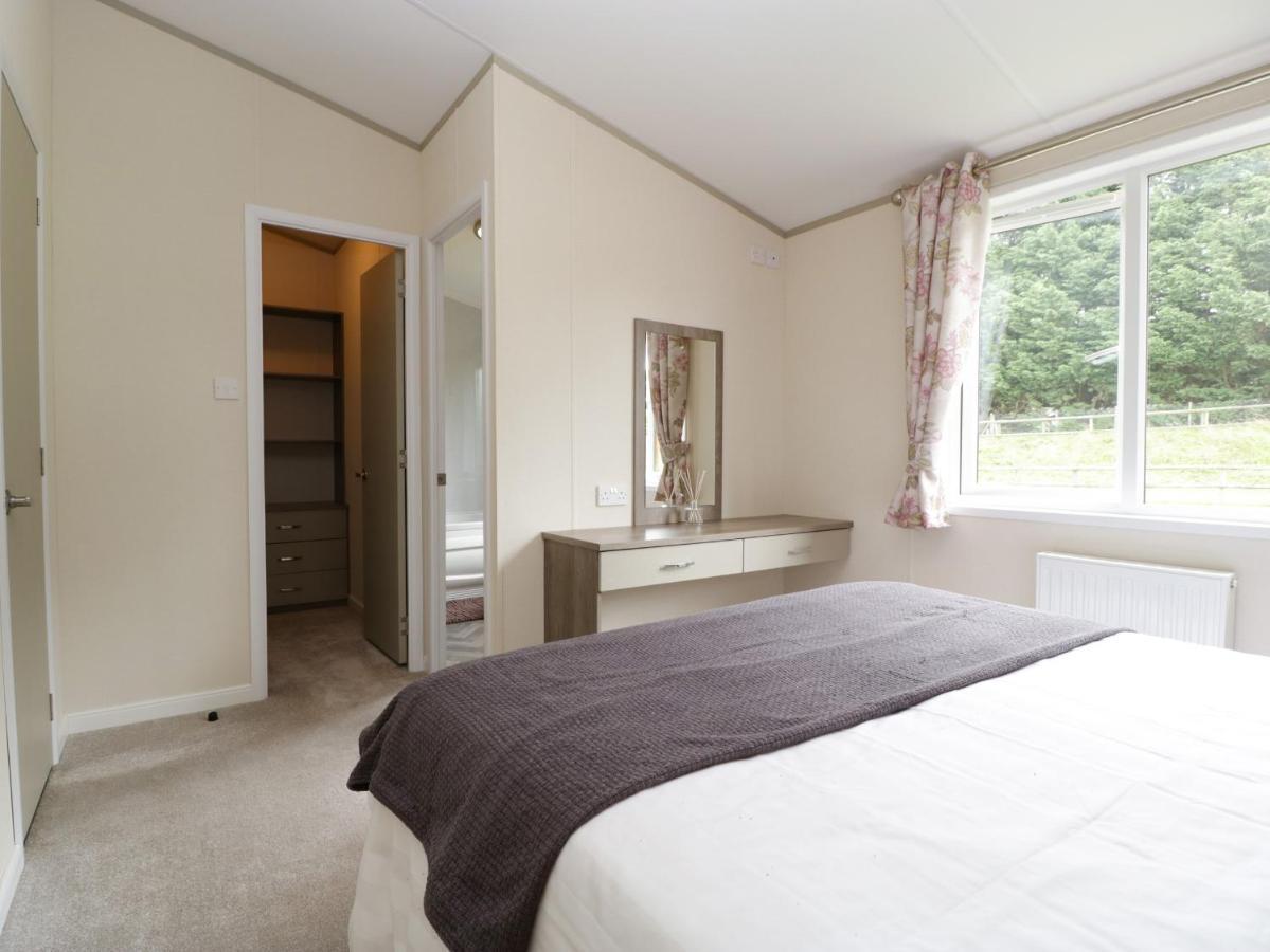 Hill View, Lilac Lodge แวร์แรม ภายนอก รูปภาพ